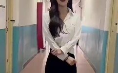 歪歪动漫页面首登入口环球